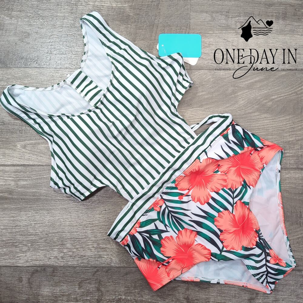 IFFEI Tropical Cut Out One Piece Swimsuit Size M
